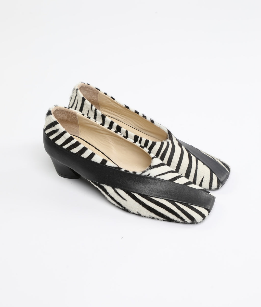 ANIMAL-PRINT PONY HAIR EFFECT LEATHER PUMPS
